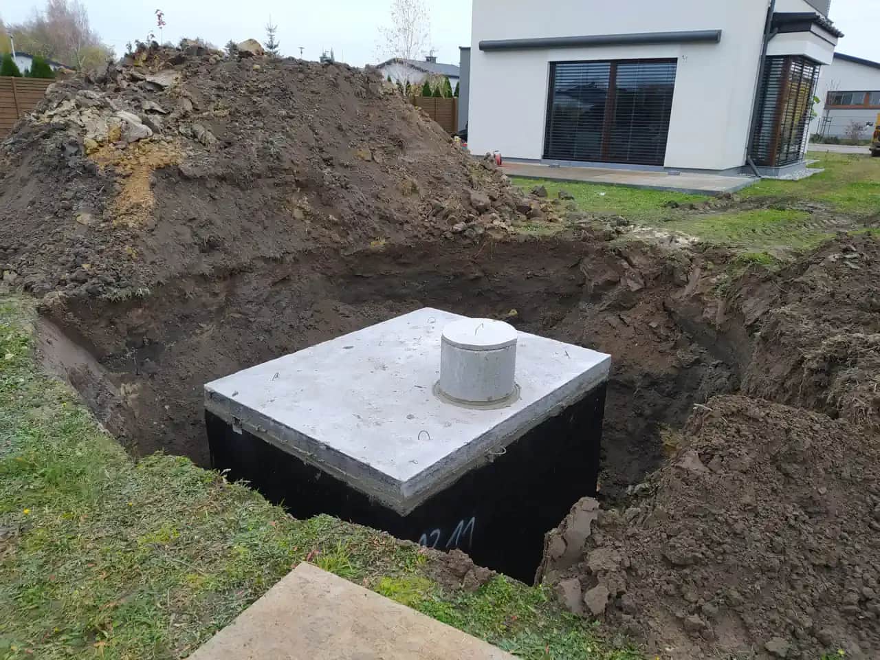 Głębokość montażu zbiornika na deszczówkę w Polsce: uniknij błędów